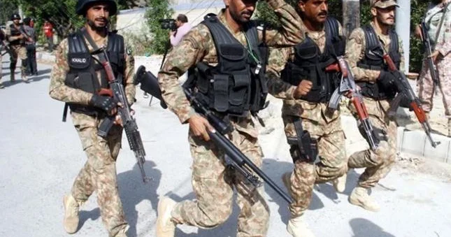 Pakistanda terror əməliyyatı 12 nəfər zərərsizləşdirilib