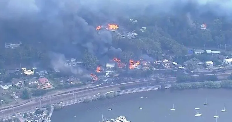 Лесные пожары бушуют в Австралии ВИДЕО