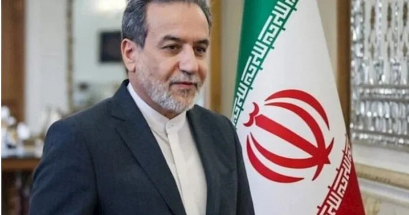 İranın XİN rəhbəri Bakıya yola düşüb