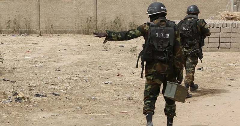 Benində hərbçilər prezident iqamətgahına hücum ediblər