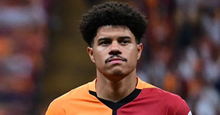 Qalatasaray ın ulduzu İngiltərə yolunda