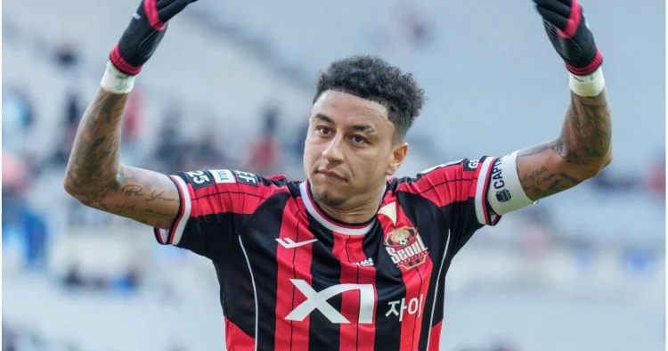 Beşiktaş İngiltərə millisinin sabiq üzvünü gətirir