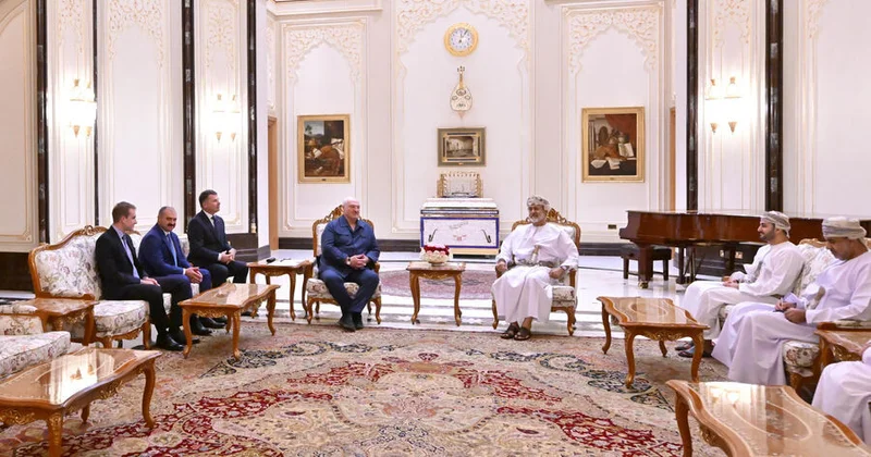 Стало известно, зачем Лукашенко брал сыновей в Оман