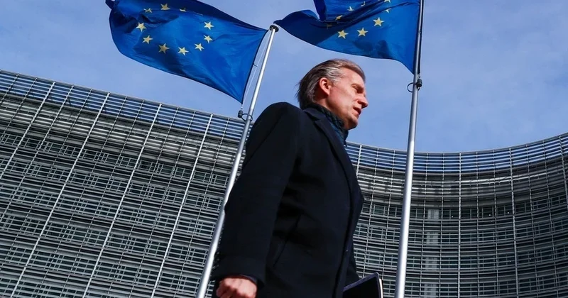 X после штрафа в €120 млн от Еврокомиссии удалила ее рекламный аккаунт