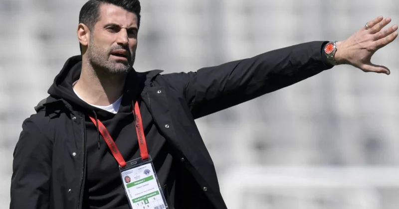 Volkan Demirel istefa verdi Video