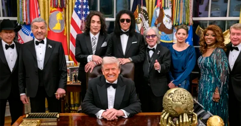 Tramp onları təltif etdi Fotolar