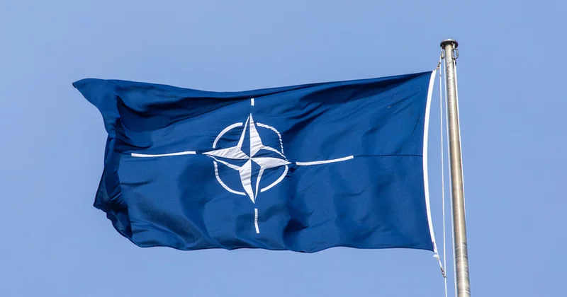 Çexiya prezidenti: NATO hava məkanının pozulmasına cavab verməyə məcbur ola bilər