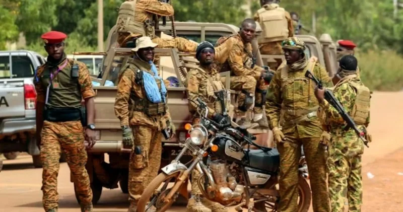 Benində dövlət çevrilişi baş verib