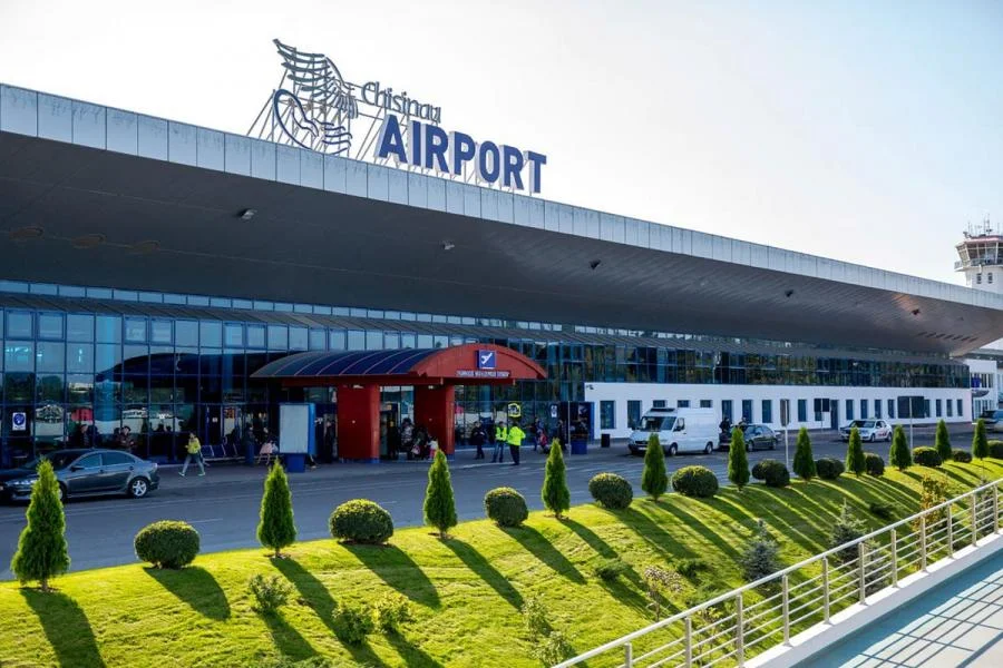 525ci qəzet Kişinyov aeroportunda partlayış təhlükəsi