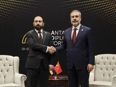 Mirzoyan indi açıqladı: Yeni il öncəsi Fidanla nə danışıb?