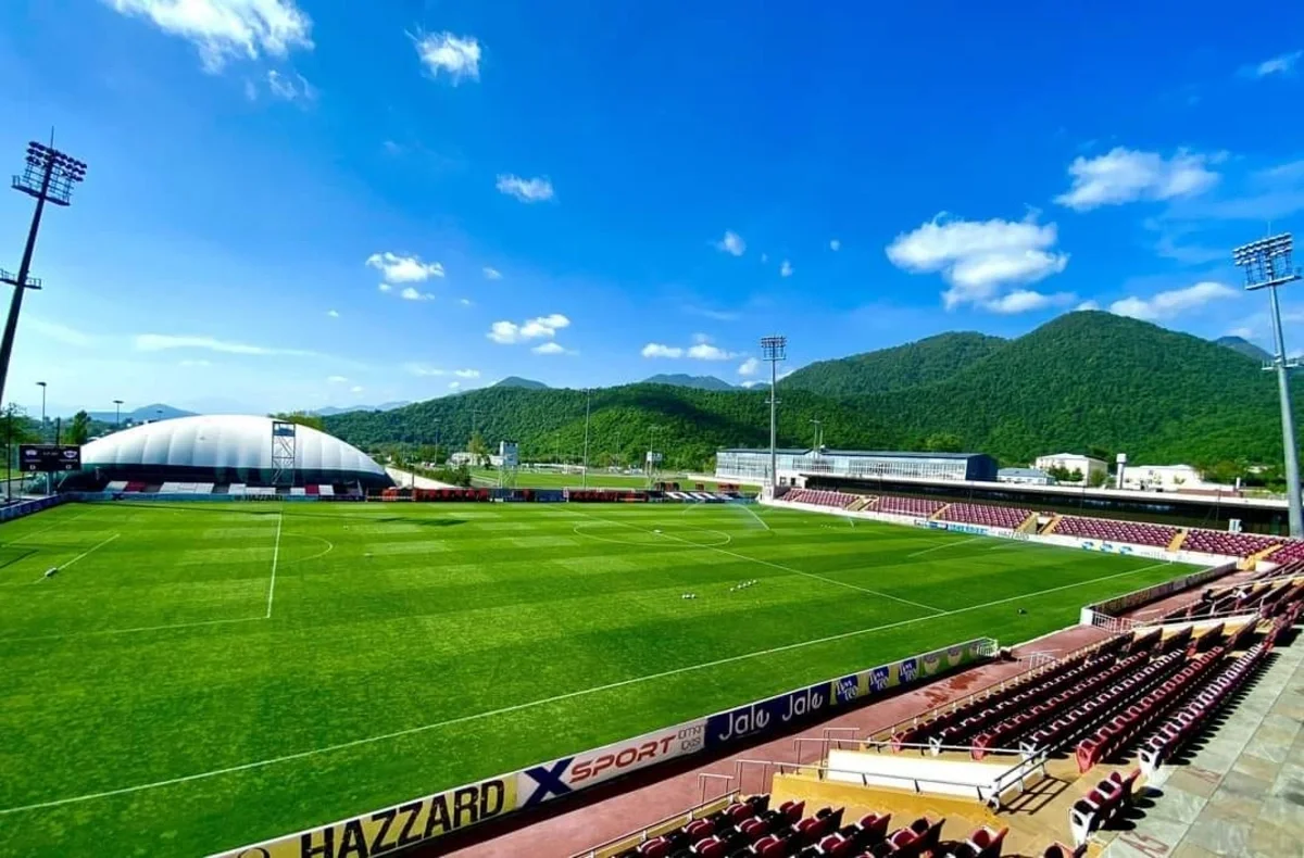 Qəbələ futbol klubunun güclü külək nəticəsində yararsız vəziyyətə düşən stadionu bərpa ediləcək