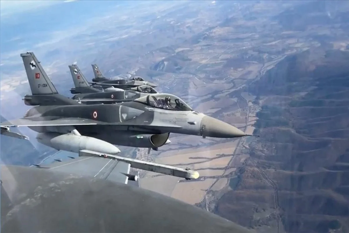 Türk F16ları bölgəni bombardman etdi Mövqelər ələ keçirildi