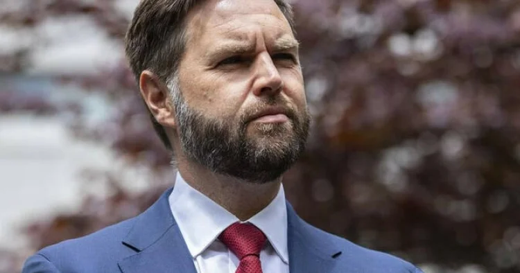 Vens: ““Mariner” tankeri saxta Rusiya neft tankeri idi”