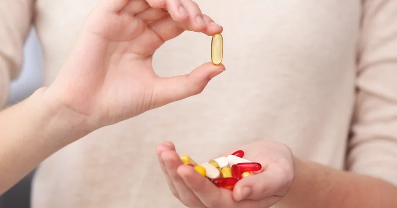 Vitaminlər hansı saatda qəbul edilməlidir? Həkim açıqladı