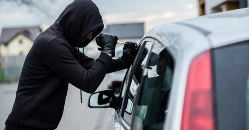 Keçmiş məhkum yenidən SAXLANILDI: Avtomobildən oğurluq etdi