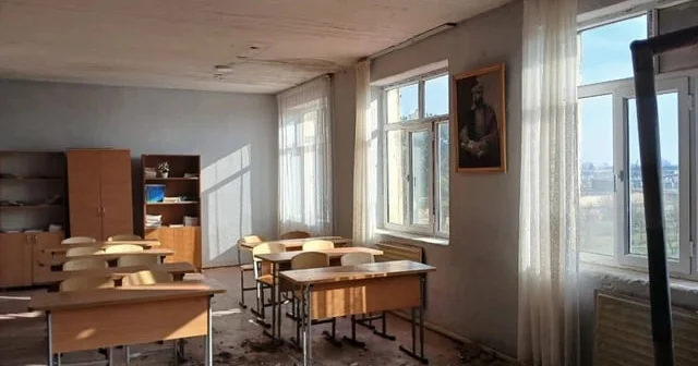 Qəzalı vəziyyətdə olan məktəblərlə bağlı RƏSMİ CAVAB