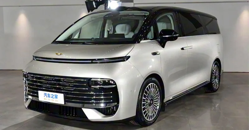 Новый минивэн от Geely поступил в продажу