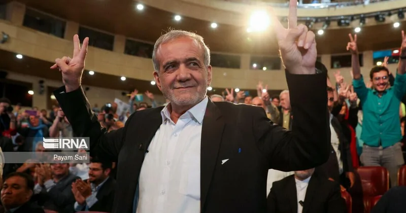 Pezeşkiana qarşı bircə şüar da yoxdur