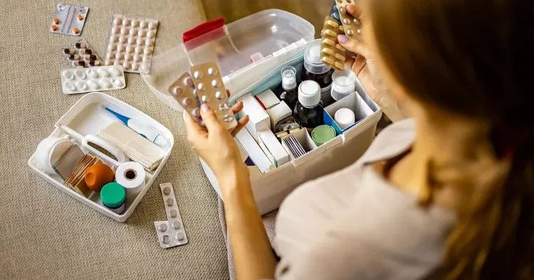 Evdə dərmanları saxlayanda yol verdiyiniz səhvlər