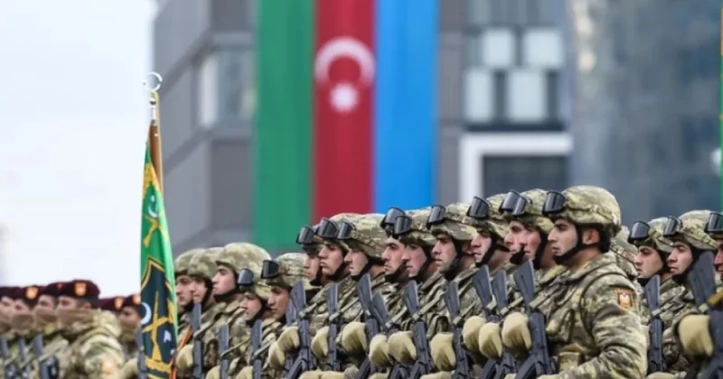 Азербайджану нужно готовить армию и нацию к острому кризису мнение политолога Рашада Рзакулиева