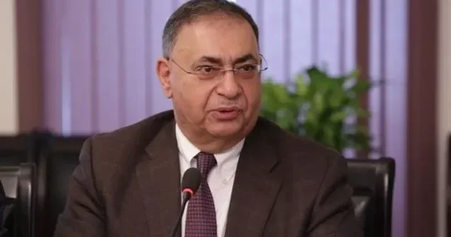 Tramp düzgün addım atıb, onlar sosialist yuvaları idi Deputat