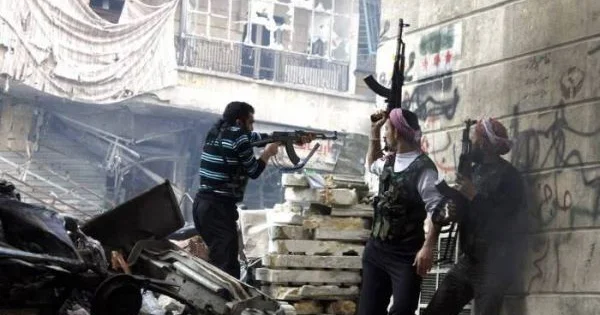 Hələbdə döyüş davam edir 7 nəfər ölüb, 52 yaralı var