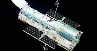 Kainata açılan pəncərələr