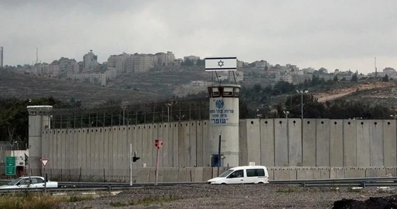 Dərnək: İsrail həbsxanalarındakı fələstinli qadınların sayı 52 yə yüksəldi