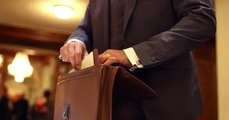 Bələdiyyə sədrinin ölkədən çıxışına “stop” qoyuldu