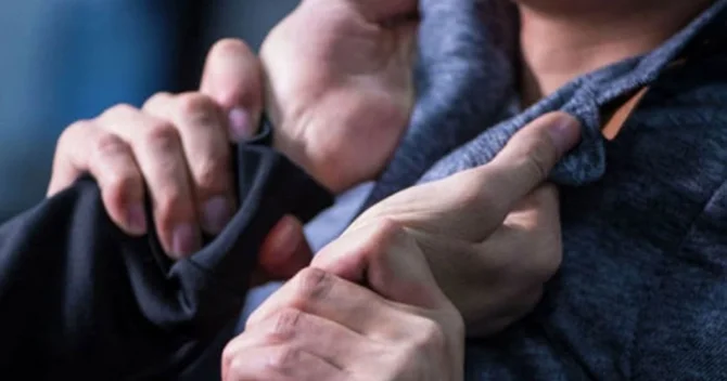 Arvadını təhqir edən qonşusunu qaynı ilə birgə döyən şəxsə hökm oxundu