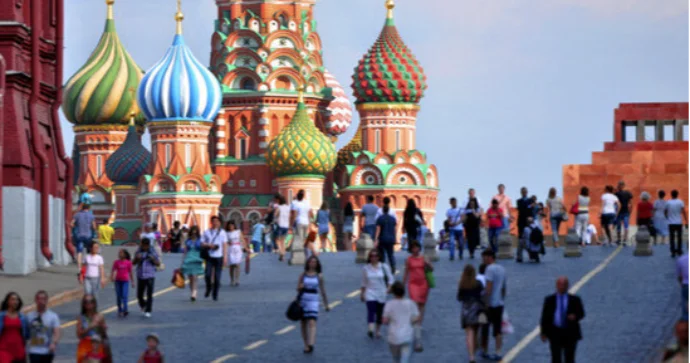 Rusiyaya getmək istəyənlərə bəd xəbər: Qərar dəyişdi