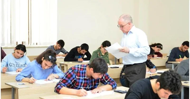 Tələbələr üçün hansı daha faydalıdır: Test, yazılı, yoxsa şifahi imtahan?