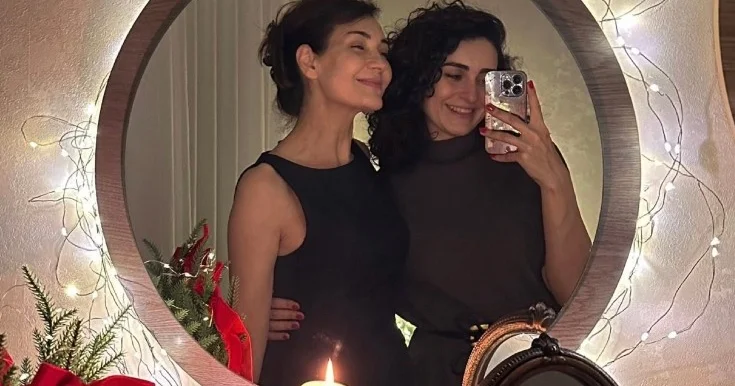 Gülzar Qurbanovadan qızı ilə paylaşım