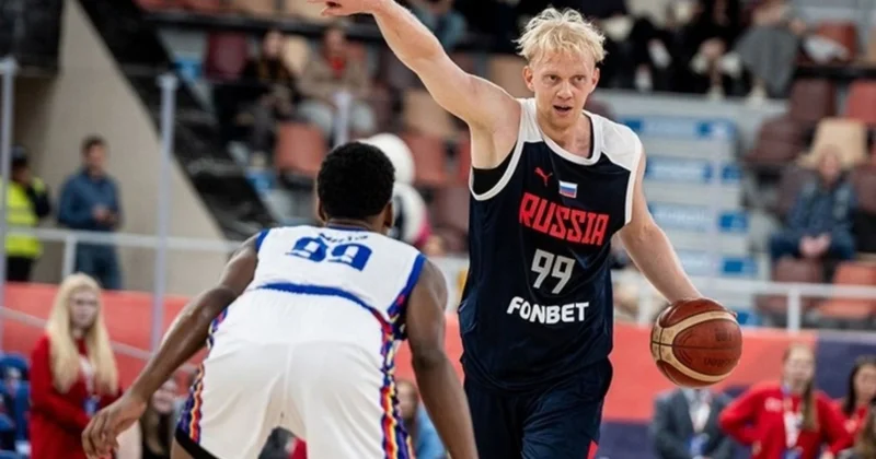Fransa rusiyalı basketbolçunu azadlığa buraxdı