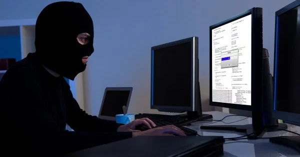 Azərbaycan blogerinə İrandan ölüm təhdidləri GƏLİR