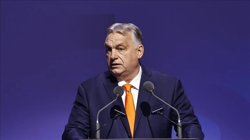 Orban: Xarici dəstəkli QHT lər hökuməti devirməyə çalışır