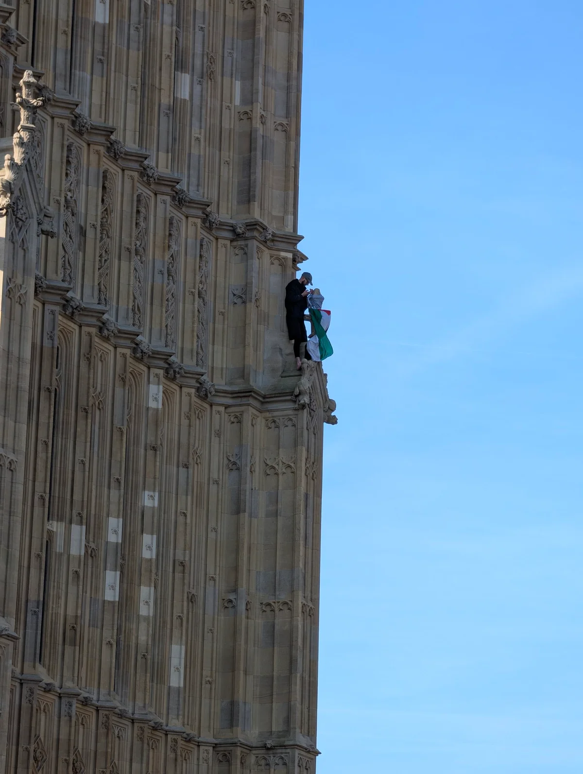 Londonun “Big Ben” qülləsinə Fələstin bayrağı SANCILDI FOTO/VİDEO