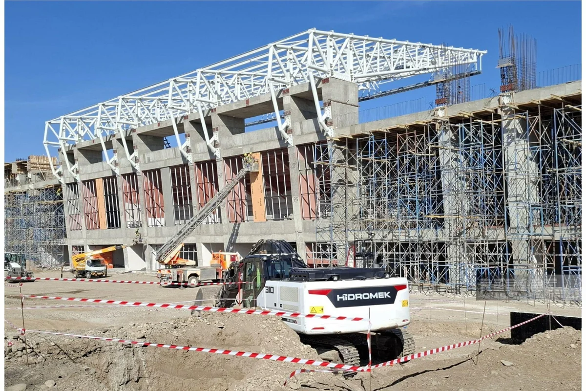 Elvin Quliyev: “Gəncə stadionunda işlər III MDB oyunlarına qədər yekunlaşacaq” FOTO