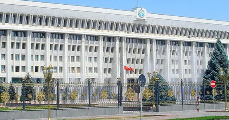 Dünya üzrə qadınlar parlament yerlərinin 27,5% ni tutur