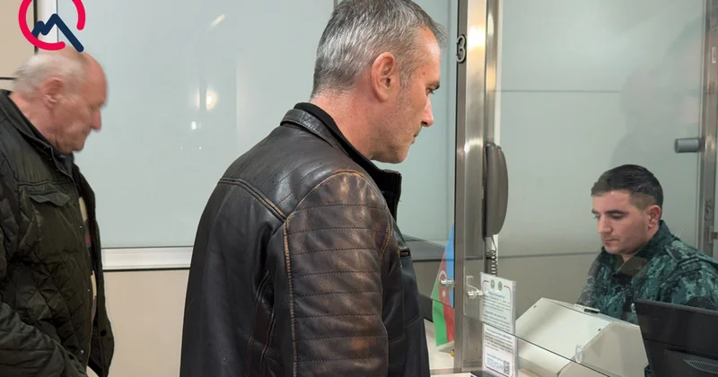 Xarici diplomatların təxliyəsi davam edir Fotolar