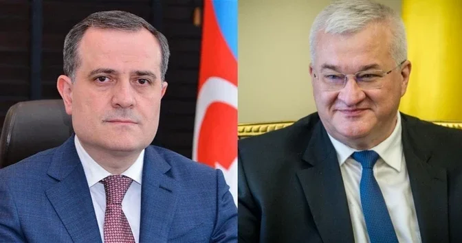Главы МИД Азербайджана и Украины провели телефонный разговор