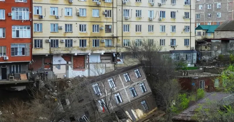 100 il sonra baş verən fəlakət Fotolarda
