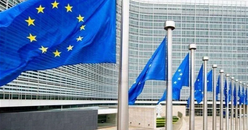 ЕС начал проработку вопроса создания собственного ядерного оружия, сообщает российская разведка
