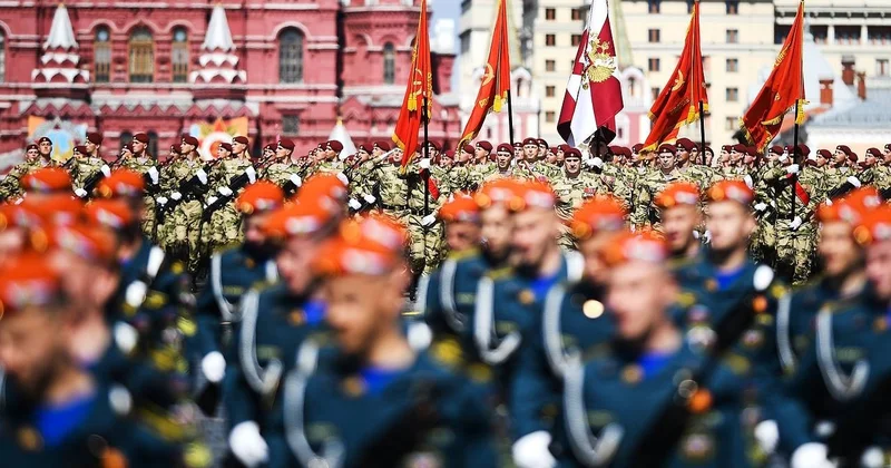 Незыгарь : Москва может отменить парад ко Дню Победы в этом году