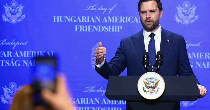 Пролив в обмен на тишину: вице президент США раскрыл условия перемирия с Ираном