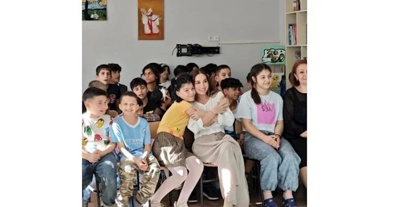 Arzu Əliyeva uşaqları ziyarət etdi VİDEO/FOTOLAR