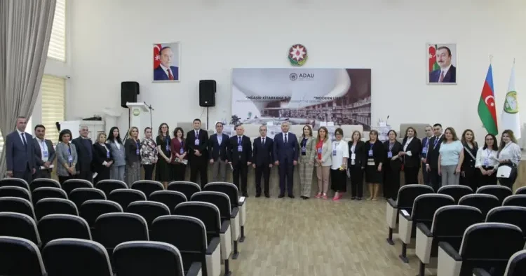 Gəncədə kitabxanaların rolu və rəqəmsal transformasiyası müzakirə olundu