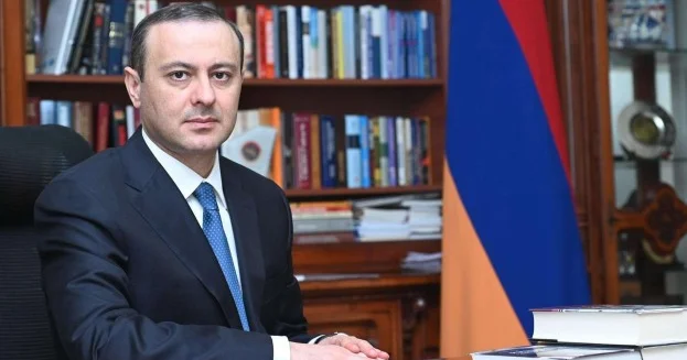 Ermənistanın Təhlükəsizlik katibi Hindistana gedir