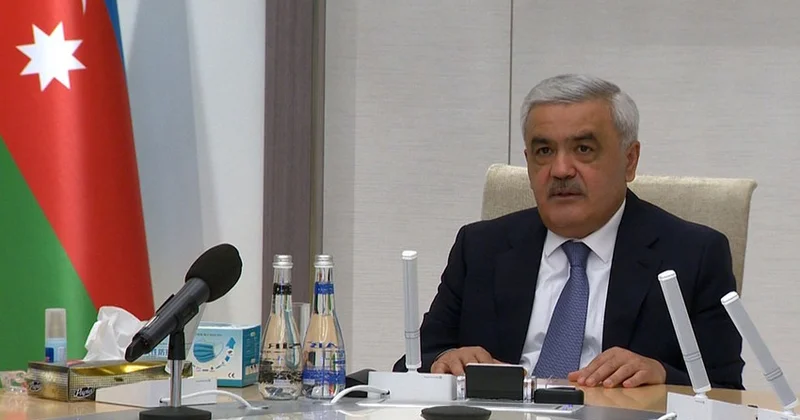 Rövnəq Abdullayevin qızının ərinin bank indi də keşbək ləri kəsdi