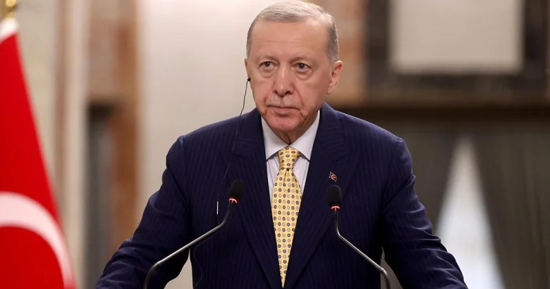 Ərdoğan: KK silahı yerə qoyub təşkilatı ləğv edəcək
